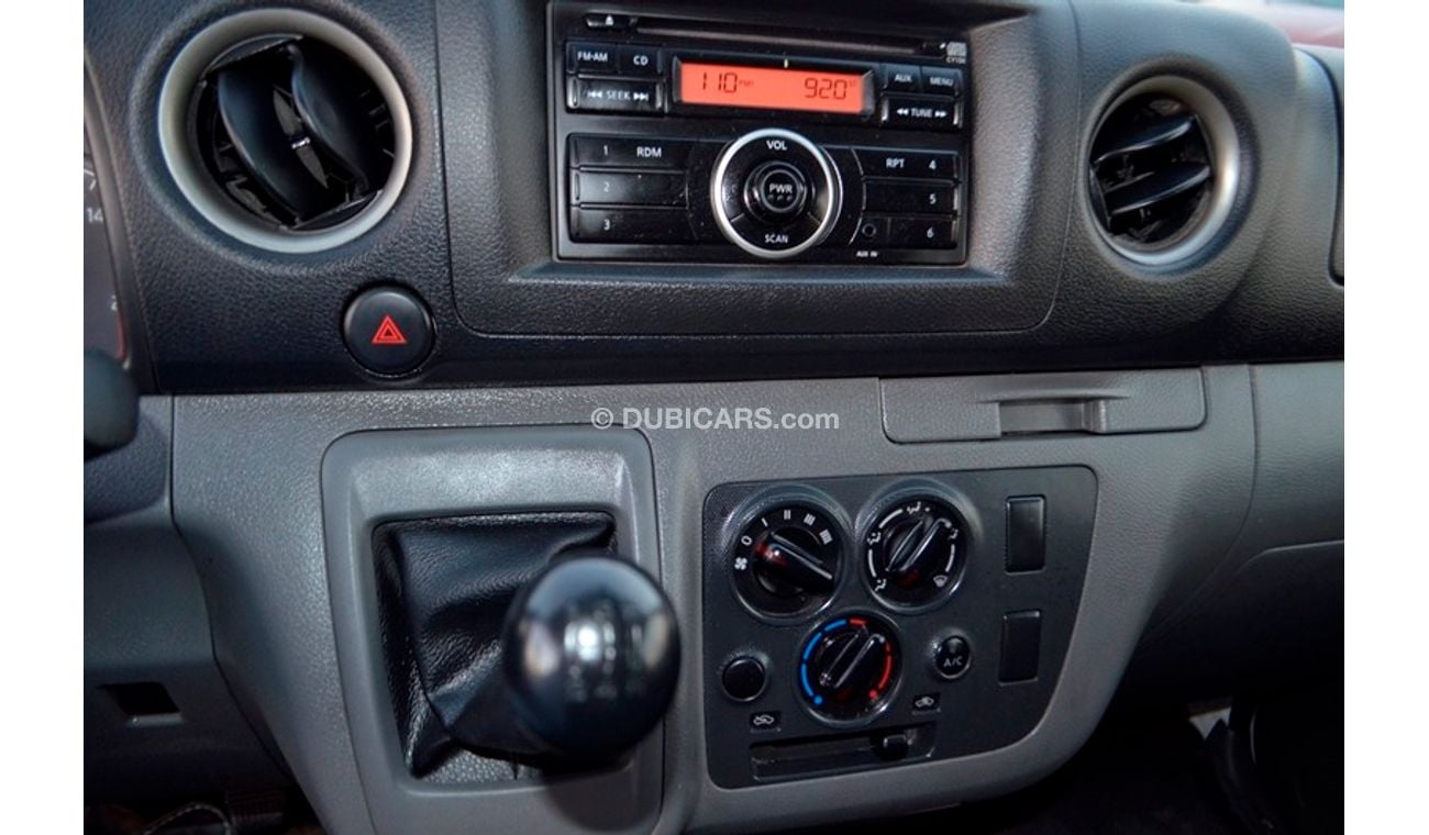 Nissan Urvan NV350
