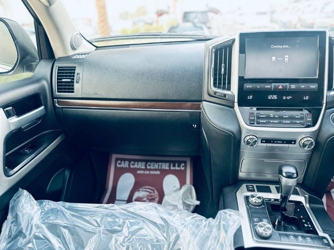 Toyota Land Cruiser 2020 RHD Diesel Engine V8 Full Option Very Clean Title