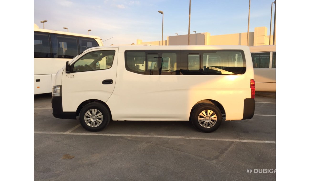 نيسان أورفان 15 seater