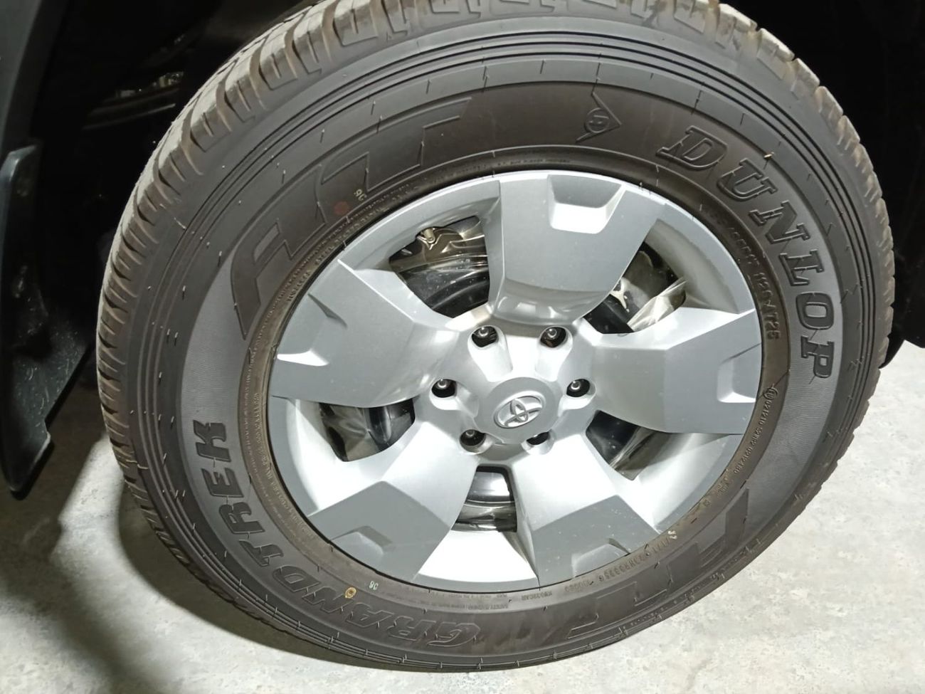 Toyota Fortuner GX2 4X4 Diesel 2.4L