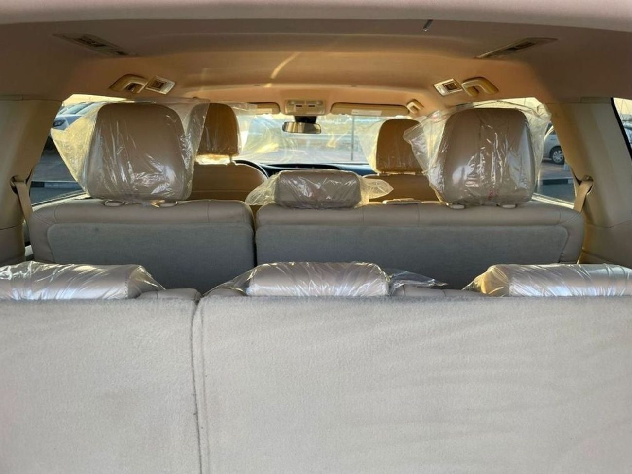 تويوتا هايلاندر 2019 Toyota Highlander LE+ 3.5L V6 MidOption 7 Leather Seats - Electric Seat & Trunk Auto