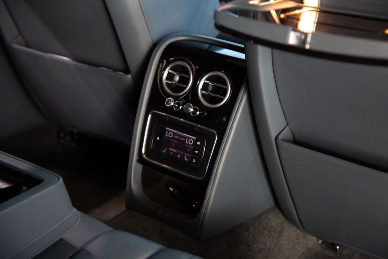 Bentley Flying Spur Bentley Flying Spur V8