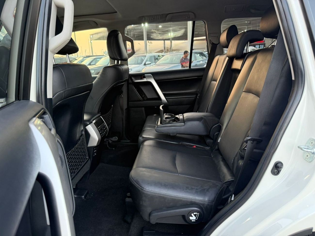 Toyota Prado GOOD CONDTION | 2800CC DIESEL | 4WD | RHD | 7 SEATER | AUTOMATIC SUV