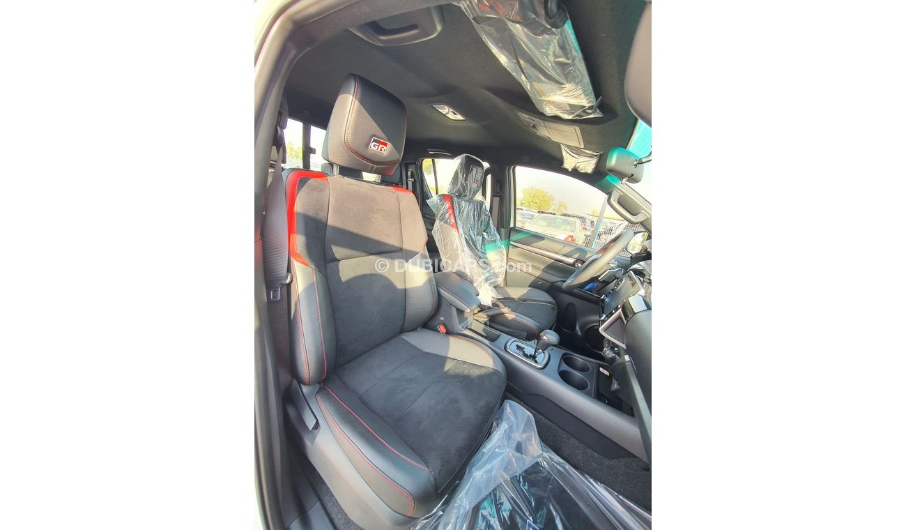 Toyota Hilux Toyota Hilux 2.8 Diesel DC 4*4 6AT GR-S