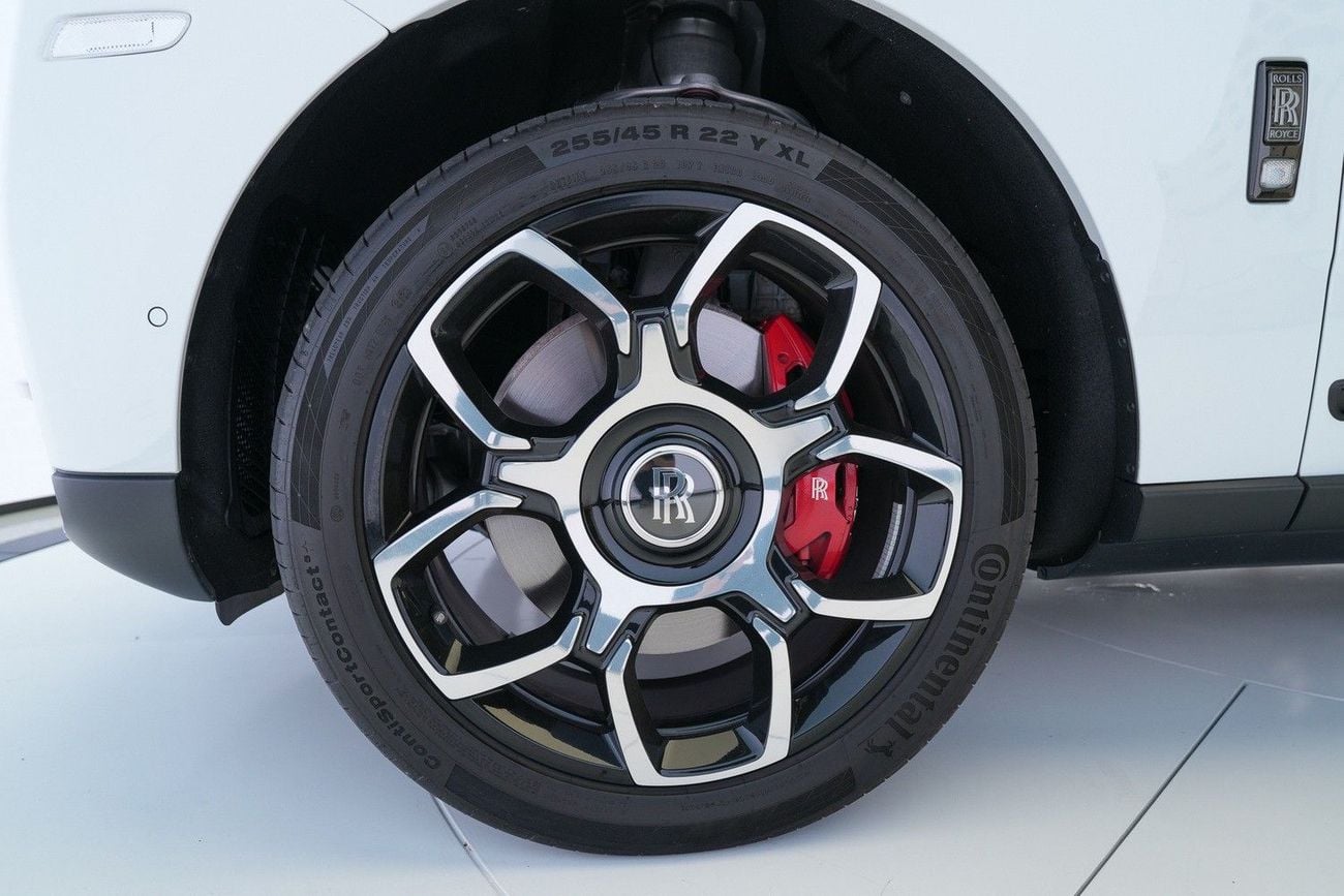 Rolls Royce Cullinan BLACK BADGE