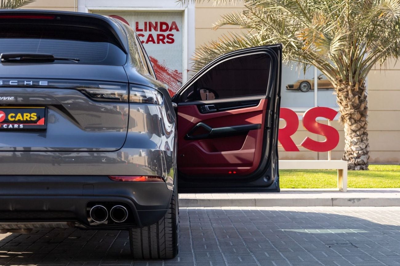 Porsche Cayenne 2023 Porsche Cayenne Platinum Edition GCC | Warranty