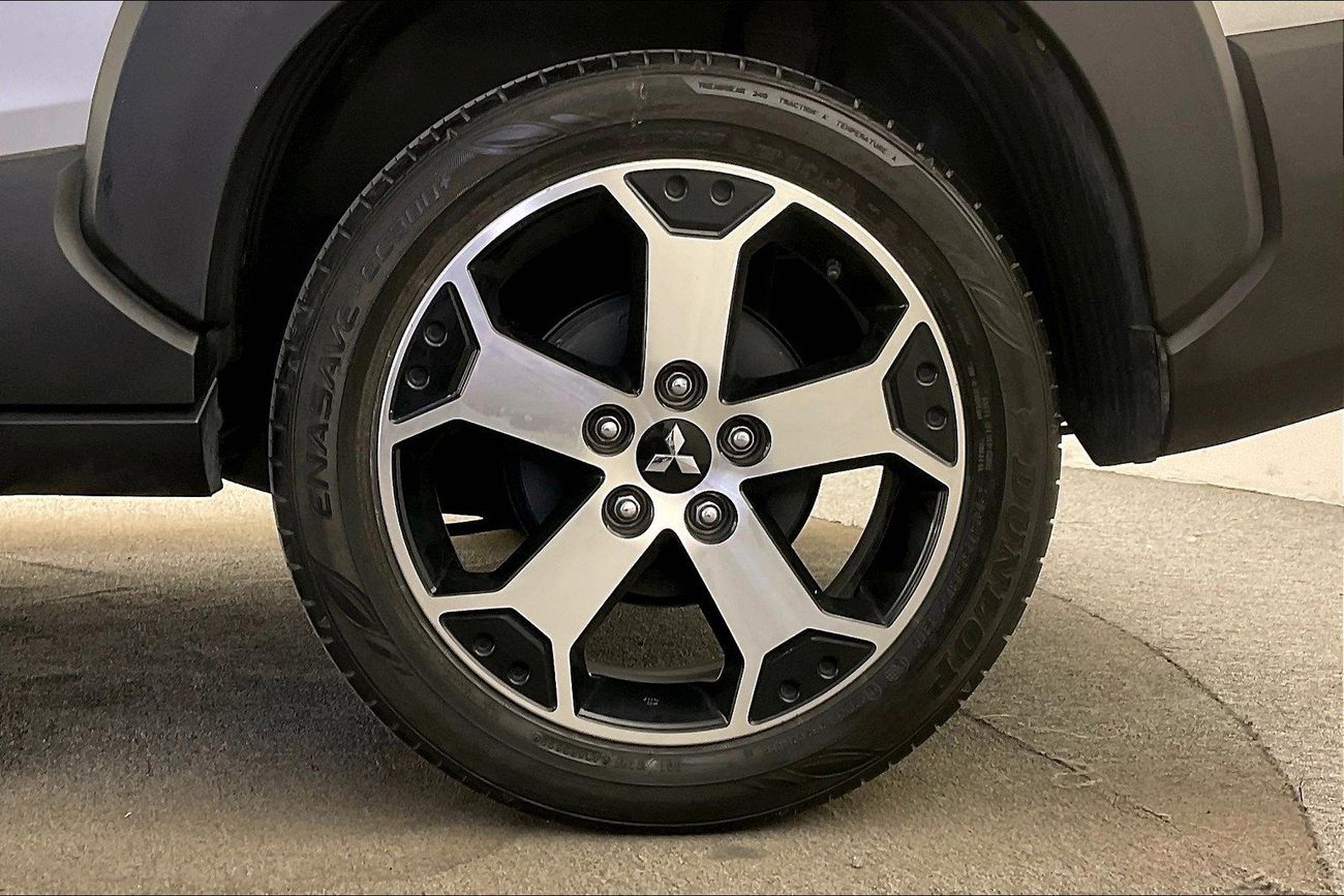 Mitsubishi Xpander Cross Premium | National Day Celebration | Guaranteed Warranty | 0 Down Payment