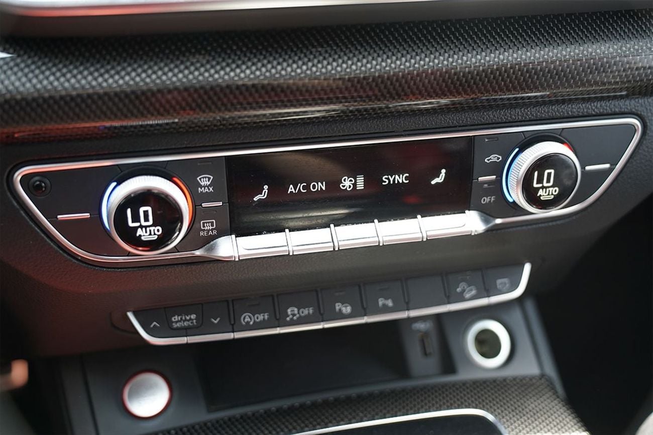 Audi SQ5 STANDARD