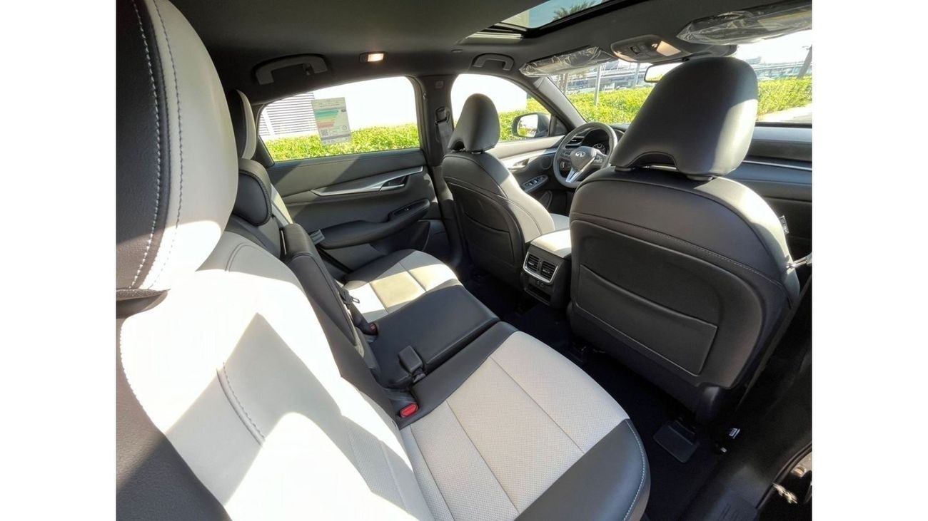 Infiniti QX55 Infiniti QX55 LUX AWD local dealer warrant ( Export price)