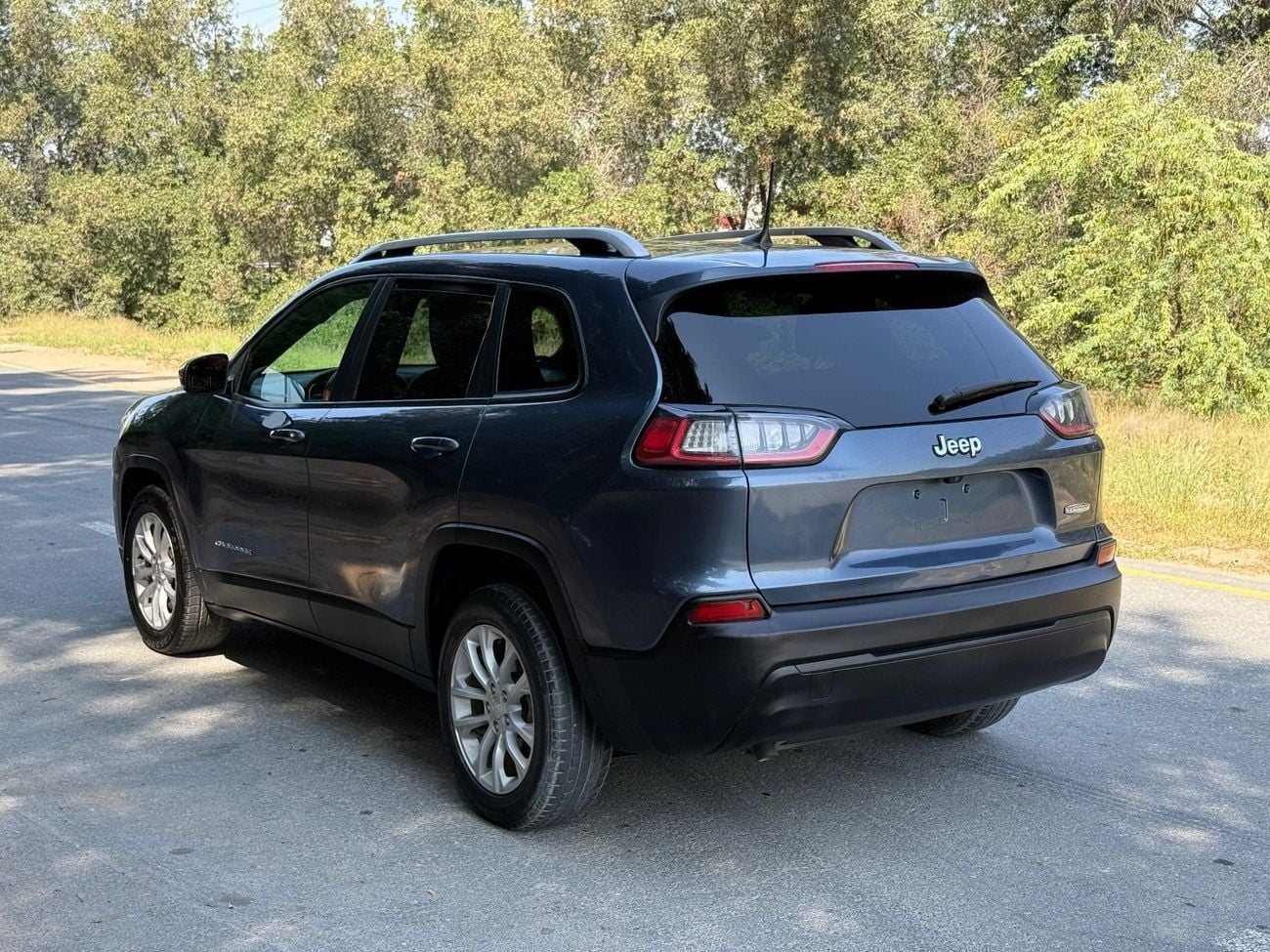 جيب شيروكي Sport 2.4L