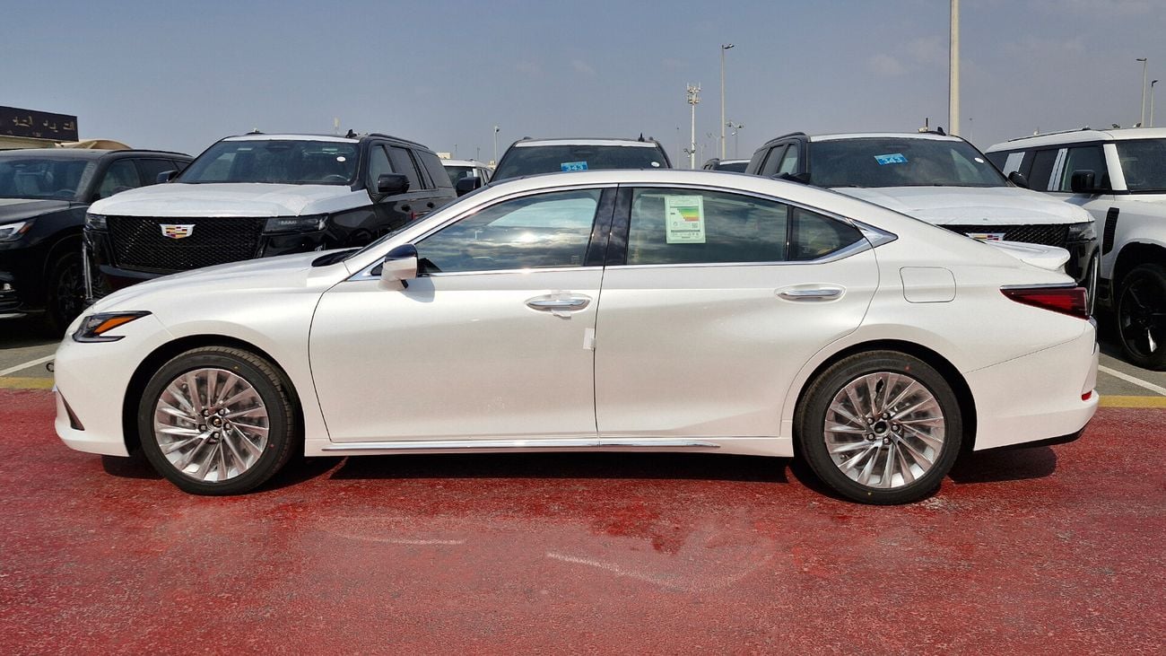 لكزس ES 350 ES350 Ultra Luxury 3.5L Petrol AT Full Brand New 0Km