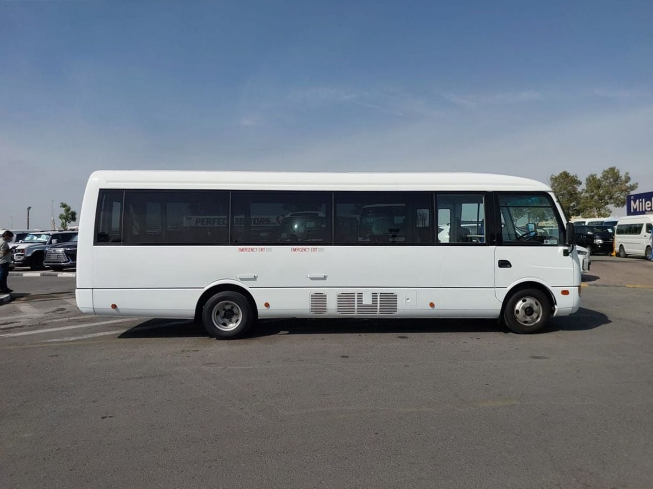 Mitsubishi Rosa MITSUBISHI ROSA BUS RHD 2015 MODEL 4.9 L DIESEL AUTOMATIC(PM30025)