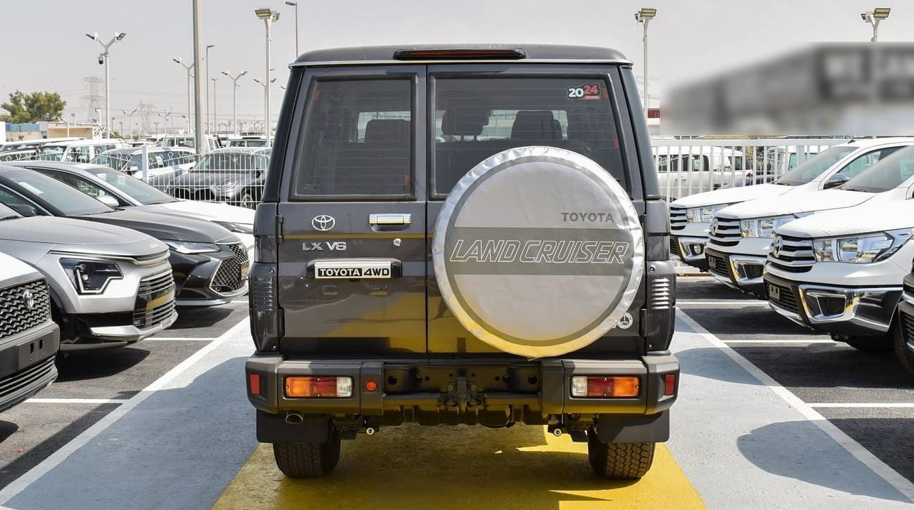 Toyota Land Cruiser 70 4.0L V6 A/T