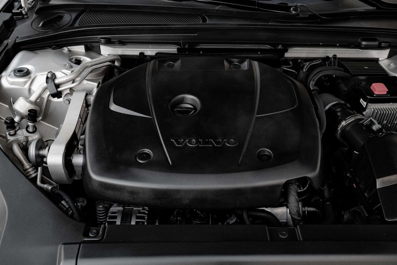 Volvo S90 | 1,958 P.M  | 0% Downpayment | Low Kms! Agency Maintained!