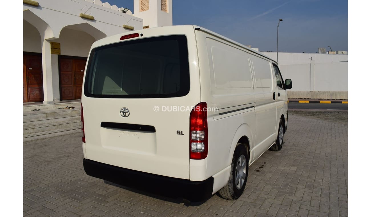 Toyota Hiace GL - Standard Roof Toyota Hiace Delivery Van, Model:2015. Excellent condition