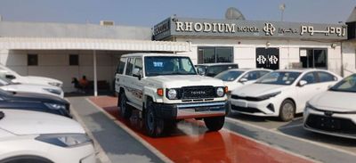 Toyota Land Cruiser 70 HT VXR Toyota Land Cruiser HardTop 76 5-DOORS 4.0L Petrol 2026YM
