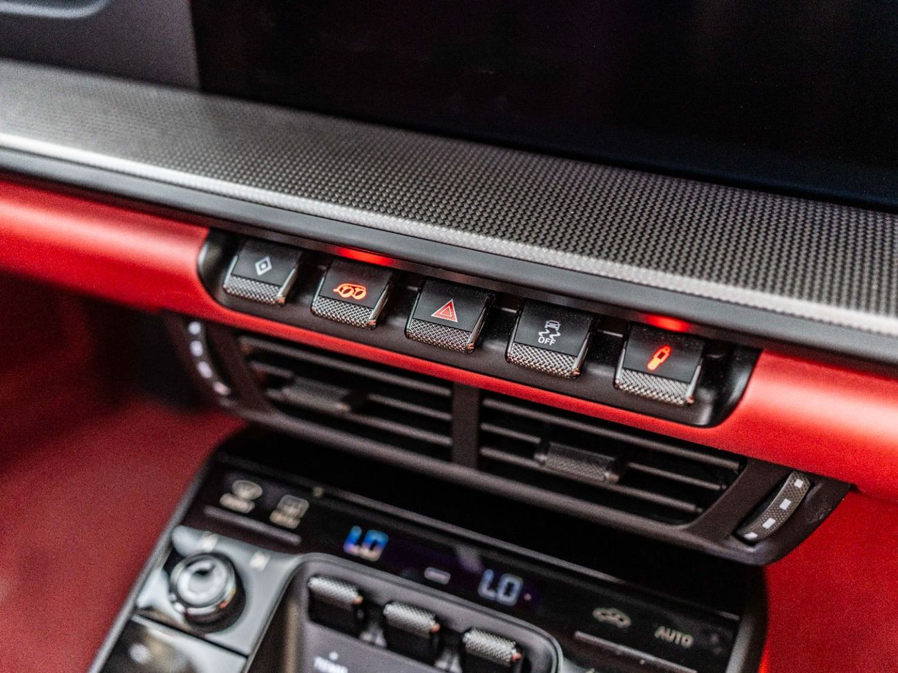 Porsche 911 Carrera 3.0L (444 HP) Coupe