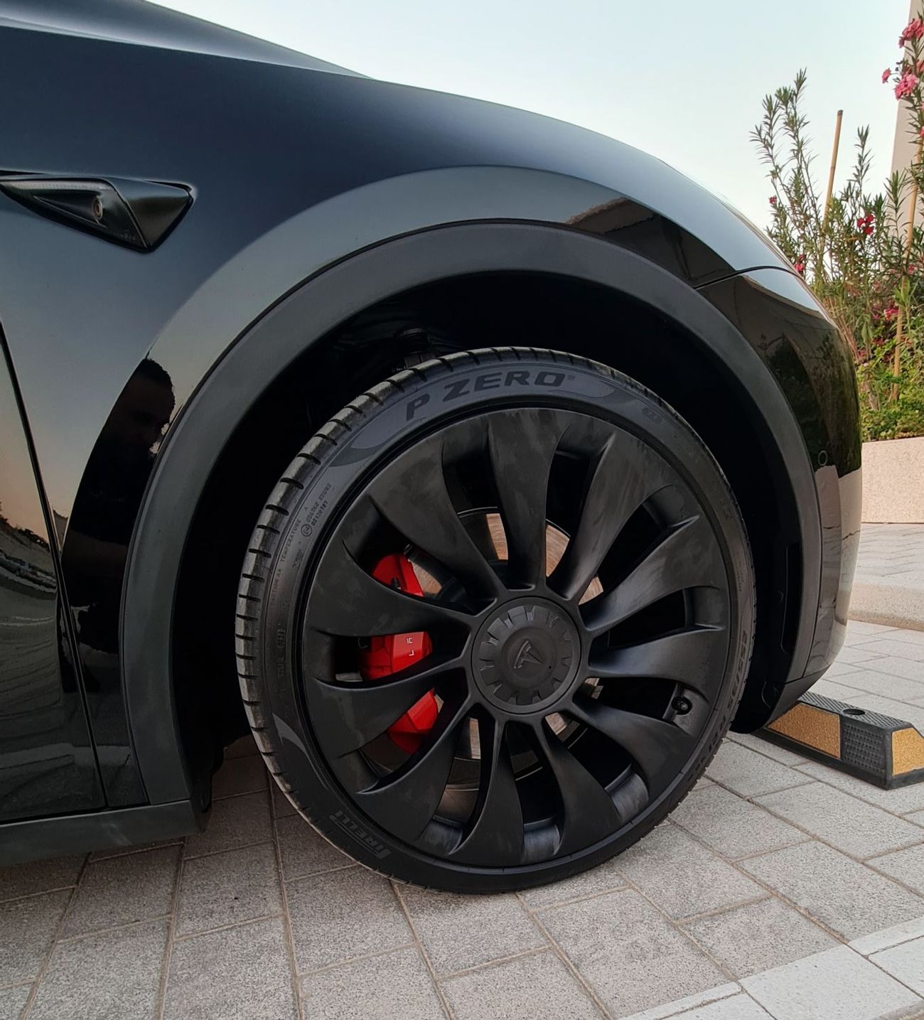 Tesla Model Y Performance (AWD)