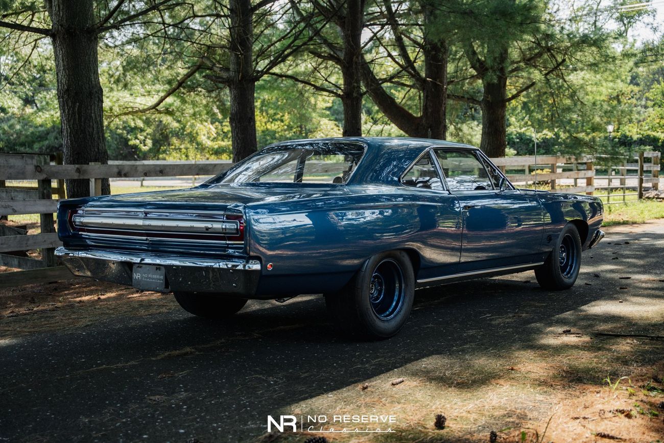 Plymouth Road Runner 426 Hemi Hellephant powered 1 of 1 Pro Touring Restomod