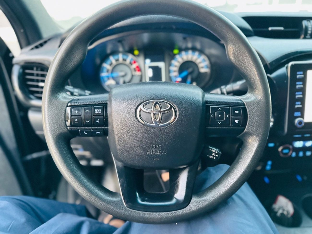 Toyota Hilux Toyota Hilux Adventure V6 LHD 4.0L Full Option