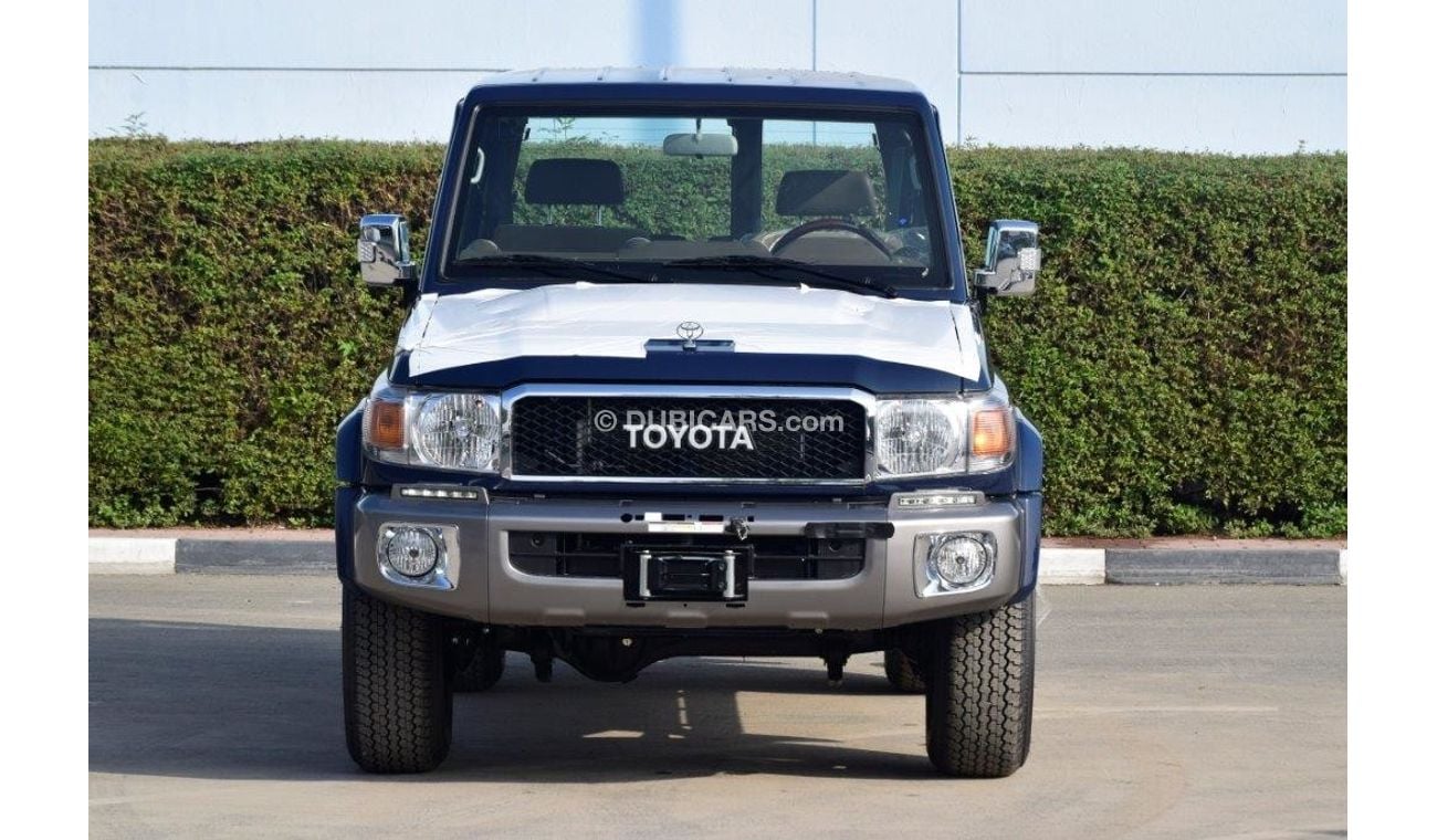Toyota Land Cruiser 71 WITH WINCH & NAVIGATION