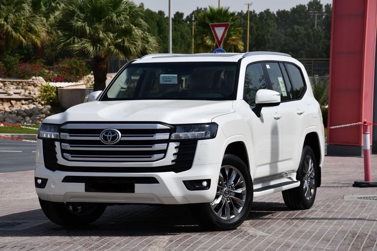 Toyota Land Cruiser Land Cruiser GXR 2024 whie/beige