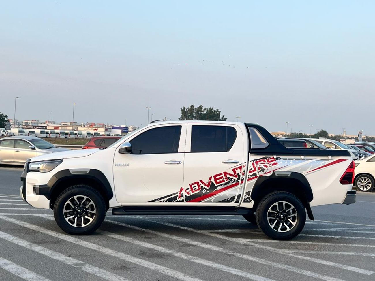 Toyota Hilux Toyota Hilux 2022MODEL Fuel.Petrol Gl Adventure Modified 2.7L v4 AWD 4x4 Rear camera Transmission Au