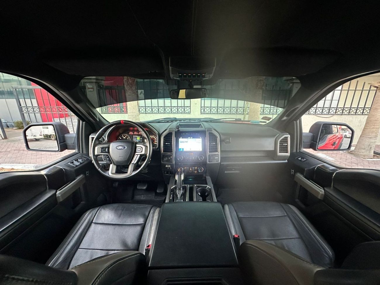 Ford F 150 Raptor خليجي