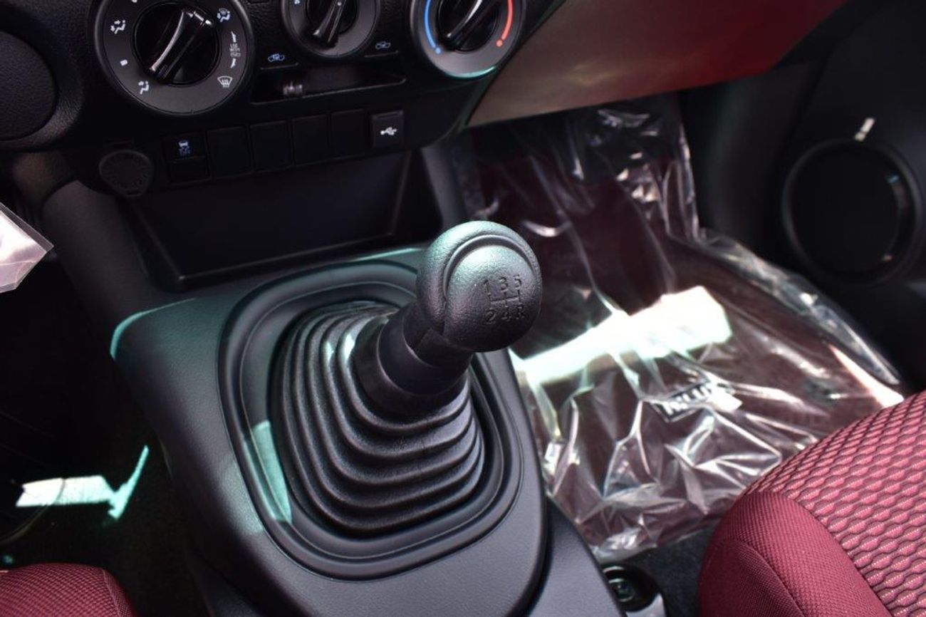 تويوتا هيلوكس 2025 TOYOTA HILUX SINGLE CAB PICKUP GLS-G 2.7L 4X2 MT