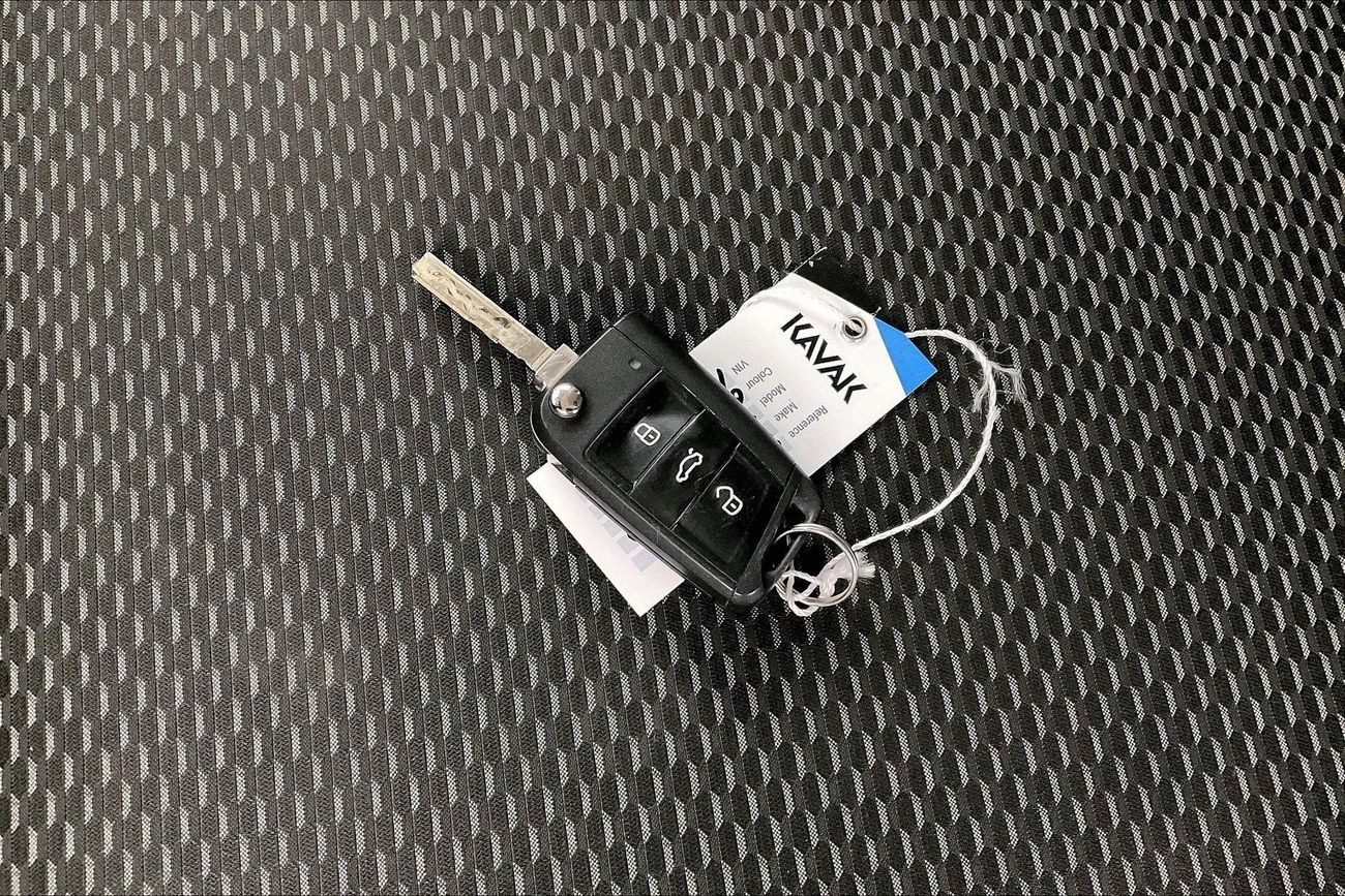 فولكس واجن T ROC Trend | ضمان مجاني لمدة عام | 0 دفعة أولى