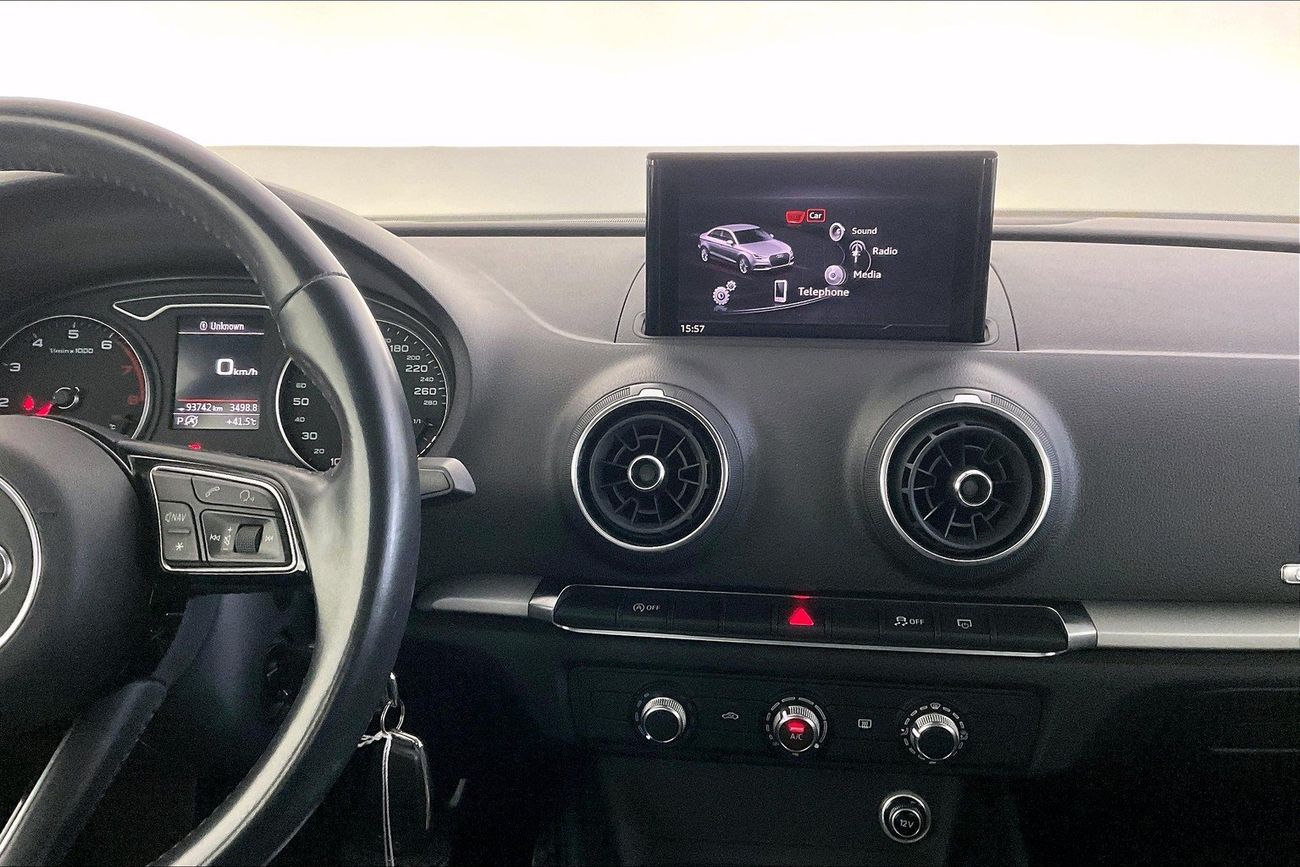 أودي A3 30 TFSI | شامل الضمان | 0 ﺪﻔﻋﺓ ﺃﻮﻟﻯ