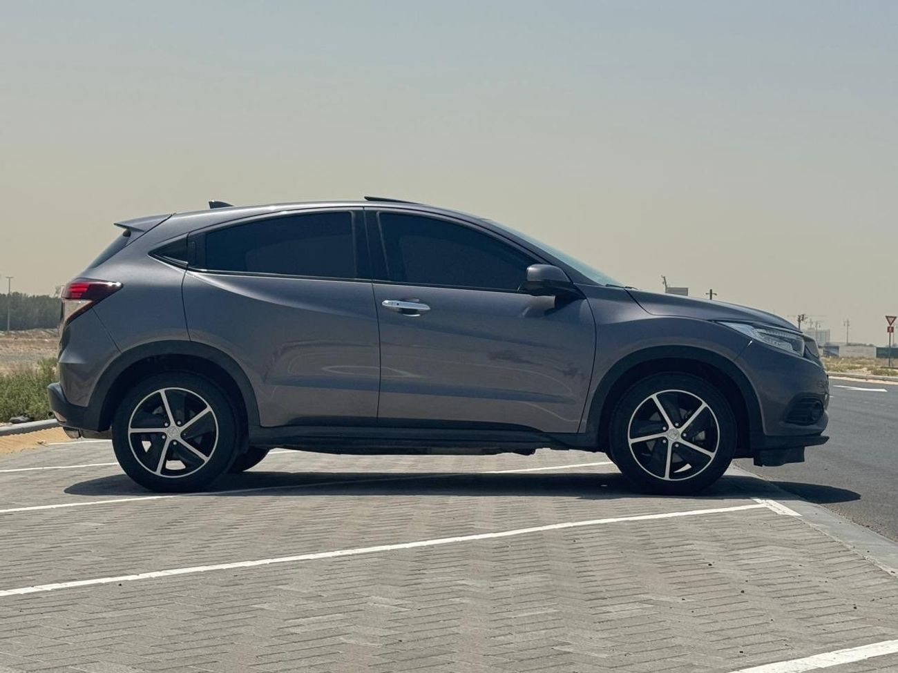 هوندا HRV HONDA,HR-V 2021 FULL OPTIONS GCC,panoramic