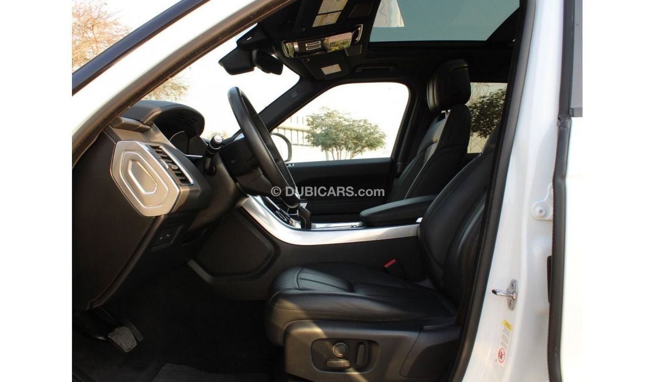 Land Rover Range Rover Sport HSE Super clean condition