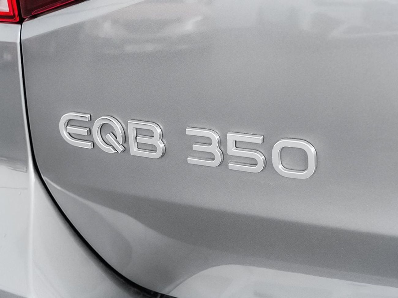 Mercedes-Benz EQB 350 2023 Mercedes Benz EQB 350 / Mercedes Benz Warranty & Service Package / Battery Warranty