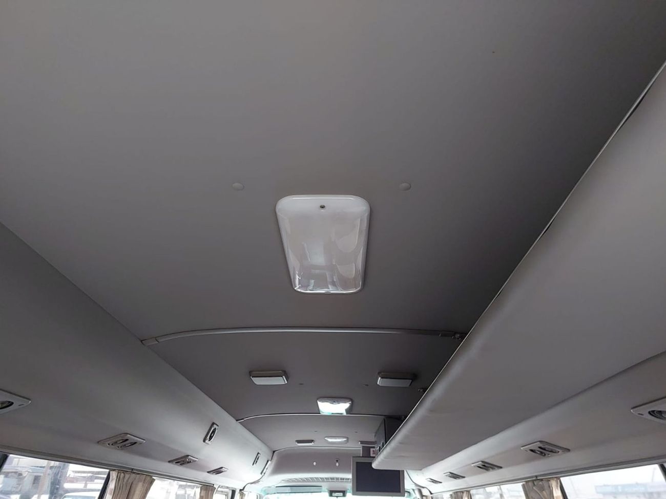 Toyota Coaster TOYOTA COASTER BUS RHD 2013 MODEL 4.0 L DIESEL AUTOMATIC(PM05719)