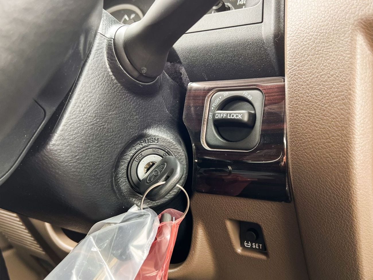 تويوتا لاند كروزر بيك آب EXPORT ONLY - Toyota LC79 SC STD 2.8L Petrol M/T