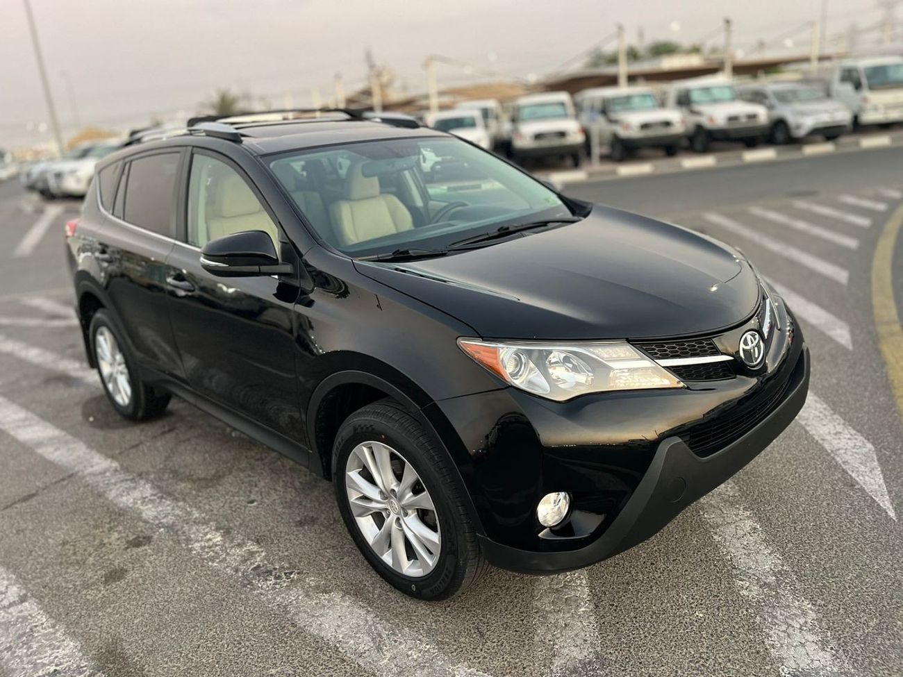تويوتا راف ٤ 2013 Toyota RAV4, Limited 2.5L + V4 + 4wheel Drive 4X4  - Sunroof + Leather & Electric Seats + Push 