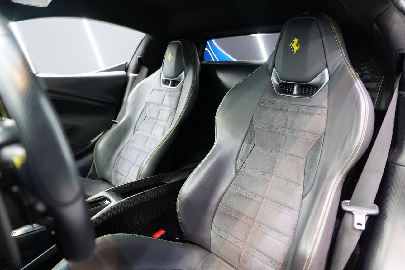 Ferrari 296 GTB 3.0T V6 PHEV Extended Assetto Fiorano Package, Apple CarPlay, Daytona Seats!!