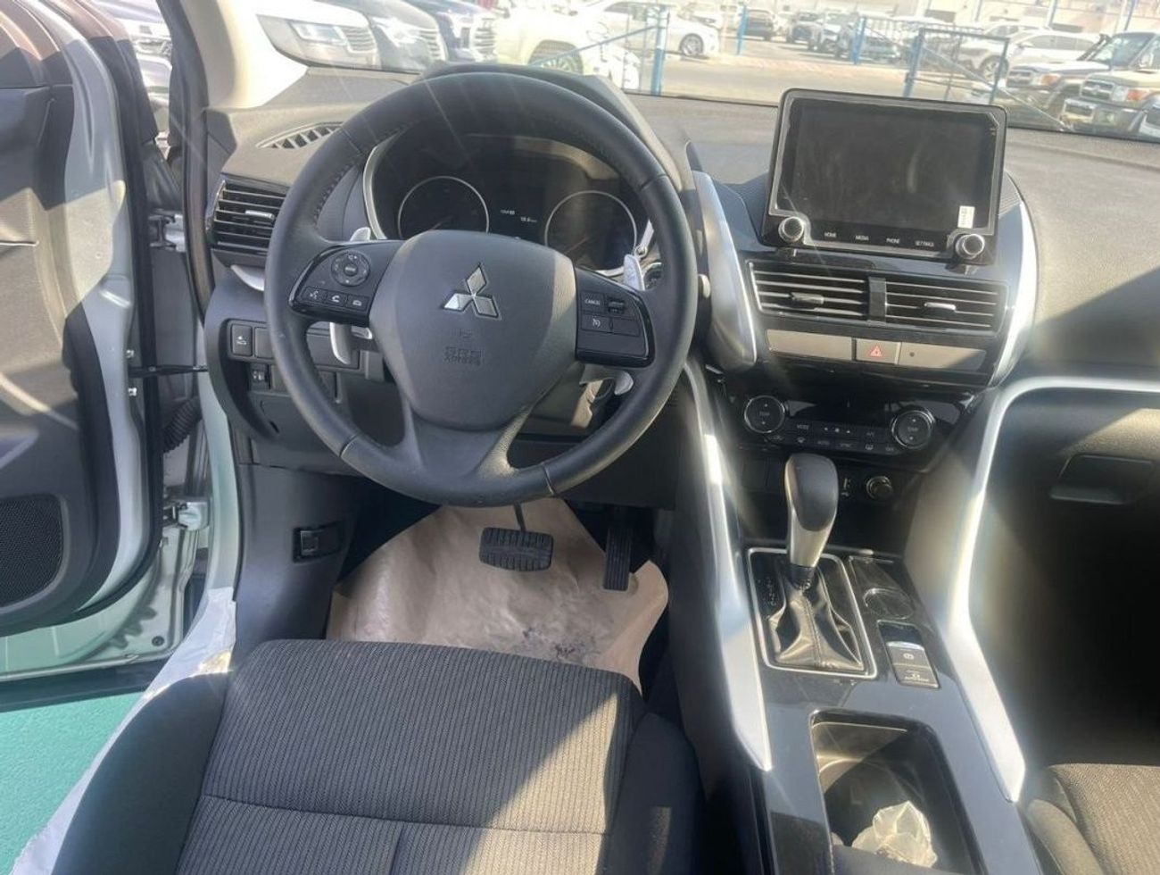 Mitsubishi Eclipse Cross 2023 MITSUBISHI ECLIPSE 1.5L GCC SPECS FULL OPTION AUTOMATIC ZERO KM