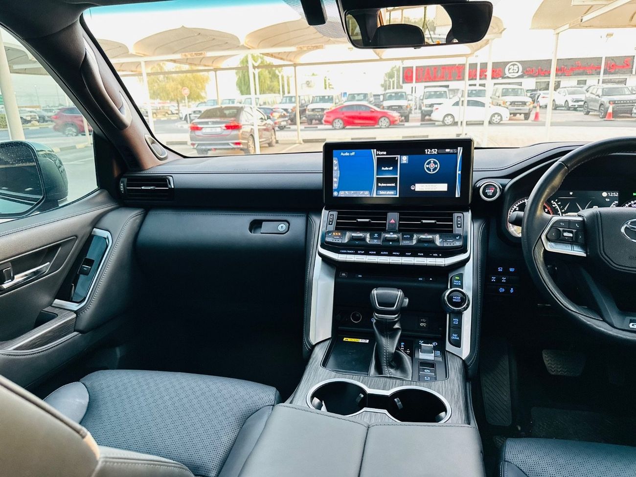 تويوتا لاند كروزر GR-S 3.3L