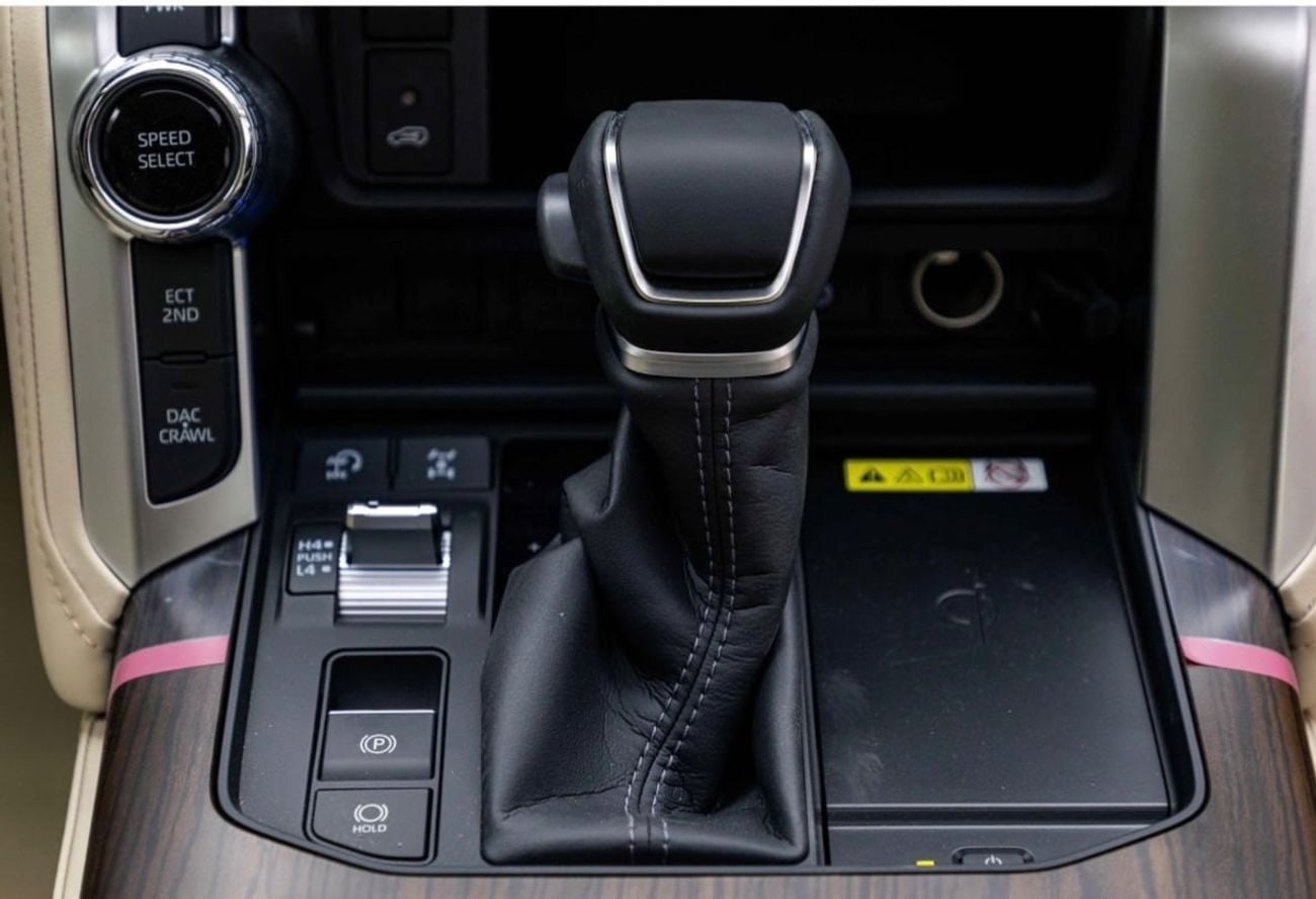 Toyota Land Cruiser GXR4