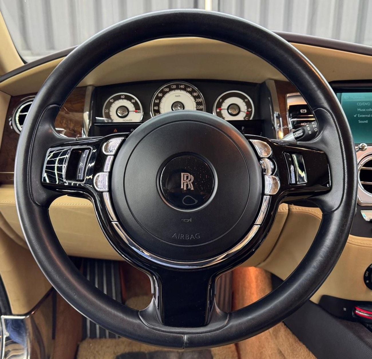 Rolls Royce Wraith STD 6.6 L V 12 | RWD