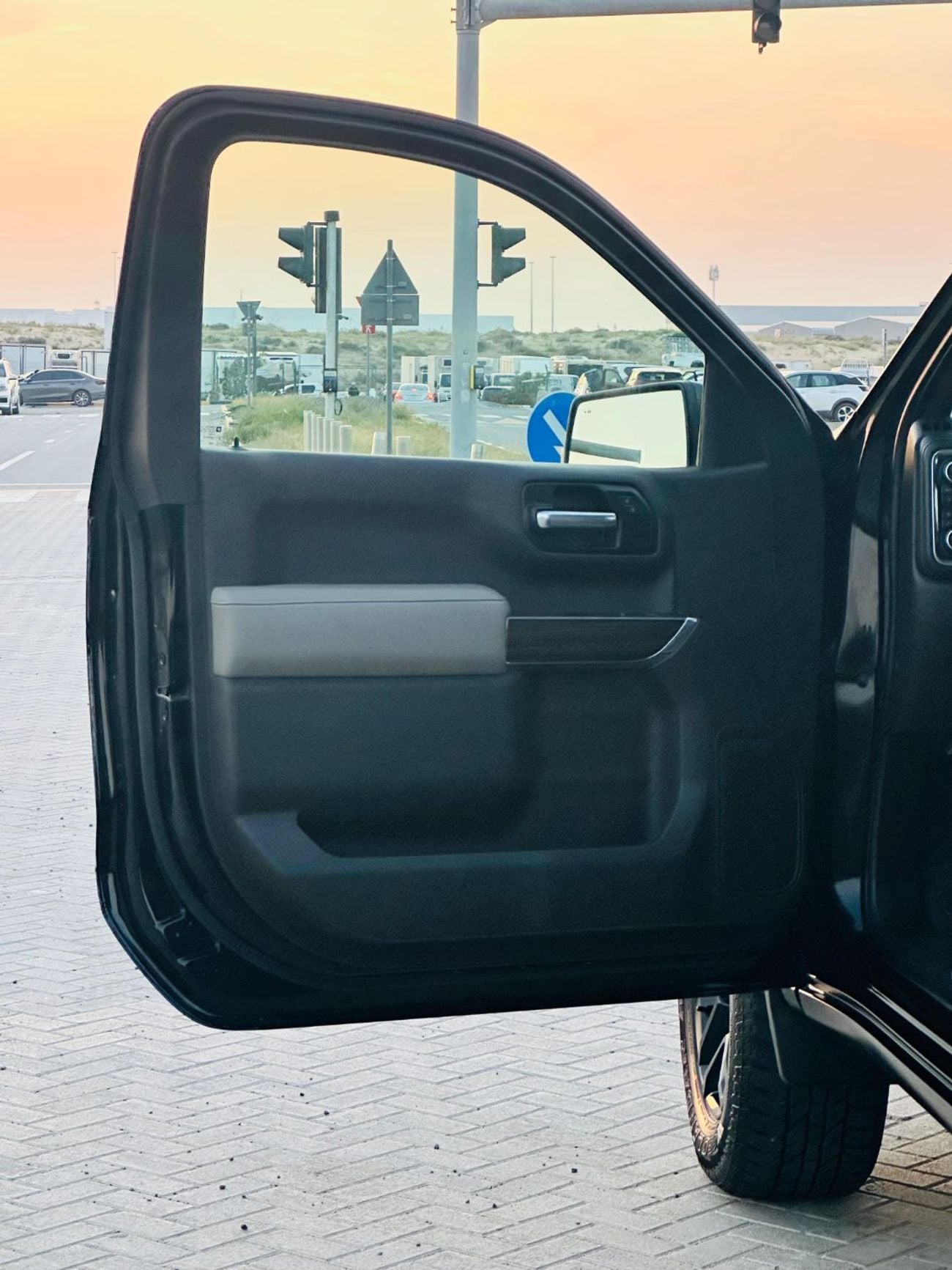 شيفروليه سيلفارادو 5.3 V8 LT