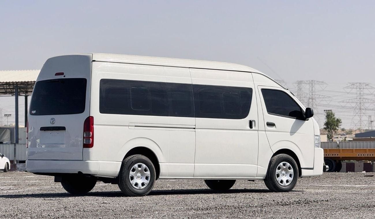 Toyota Hiace EXCELLENT CONDITION | NUDGE BAR | RHD | 2017 | 3.0L DIESEL ENGINE | MANUAL TRANMISSION | 14 SEATERS
