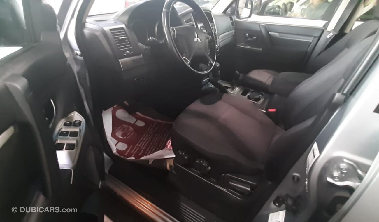 Mitsubishi Pajero PETROL V6 3.5L LEFT HAND DRIVE