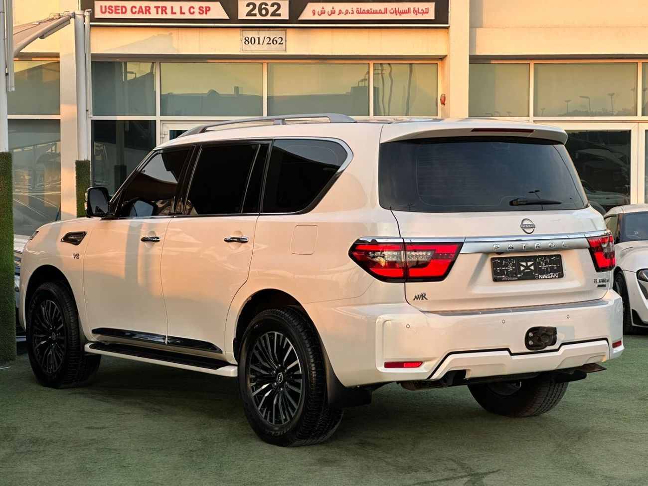 نيسان باترول نيسان باترول بلاتينيوم فل ابشن V6 صبغ وكاله تشييكات وكاله تحت الضمان