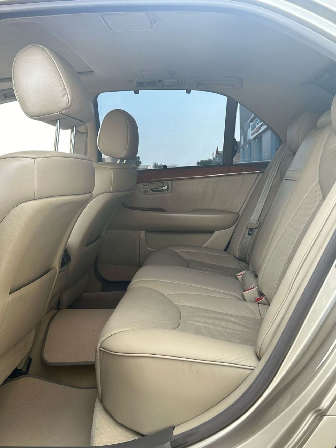 Lexus LS 430 Lexus LS430  Model: 2006  Price : 38,000 dirhams Mileage : 209,000 km Gulf specifications Full Ultra