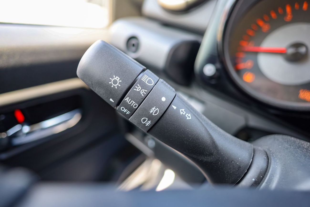 Suzuki Jimny GLX 2025 | 9 inch Display | Hill Decent Control | Headlamp Washers | Rear Camera | Parking Senso