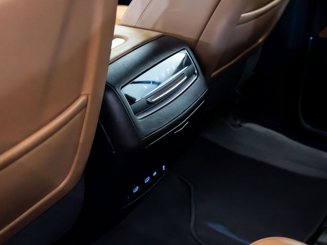 Cadillac Escalade Sport Platinum 6.2L AWD SPORT PLATINUM - 2021 | GCC | VIP SEAT |  | FULL OPTION | PERFECT CONDITION