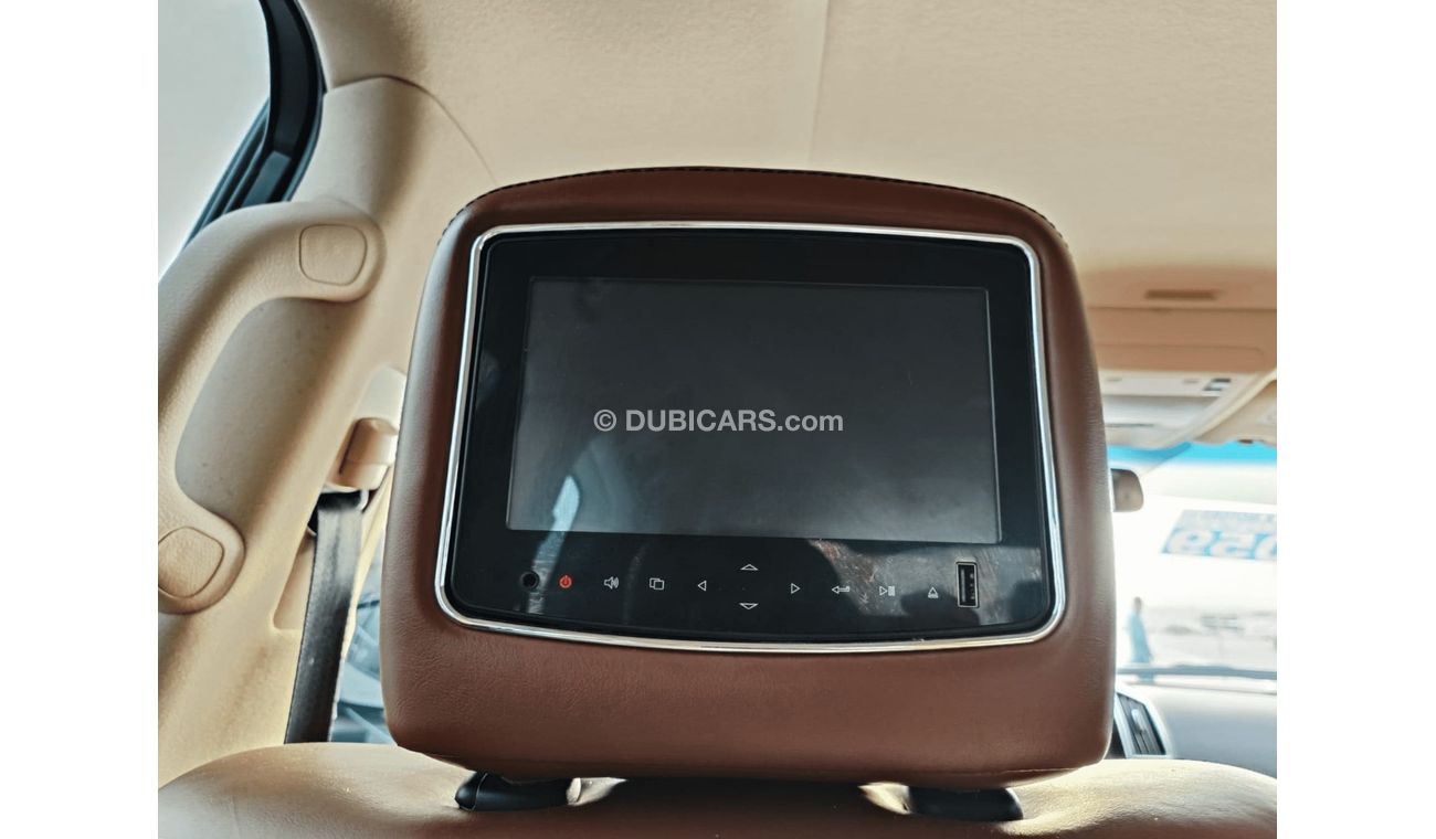 Toyota Land Cruiser VXR / 5.7L /  1 YEAR WARANTY / REGISTERATION / INSURANCE FREE (LOT # 35734)